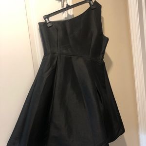 LULU’S Short Chic Black Dress